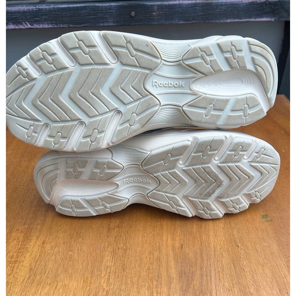 Reebok Bellwave Training Shoes Womens Size 9 Beige Cream Athleisure Sneakers - Picture 8 of 9